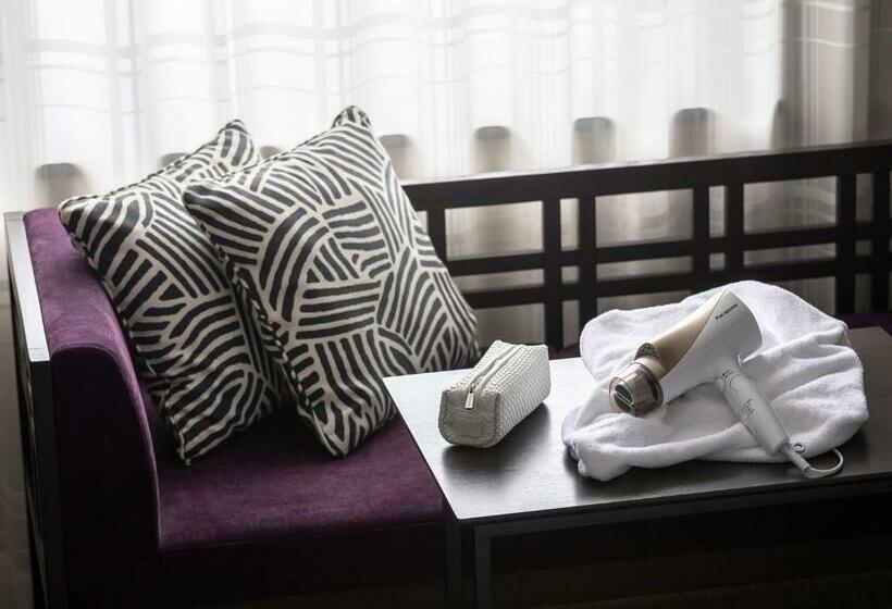 Номер Economy, Mitsui Garden Hotel Kyobashi   Tokyo Station
