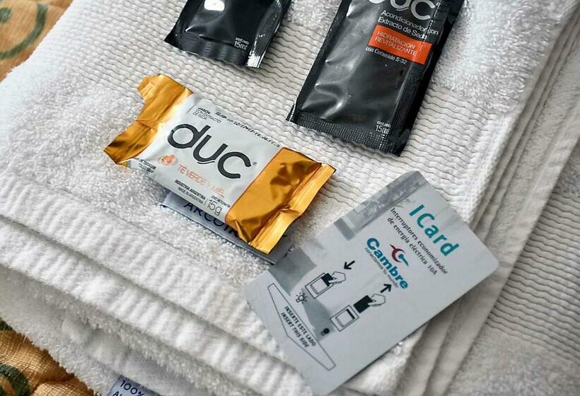 חדר סטנדרט לשלושה, Playa