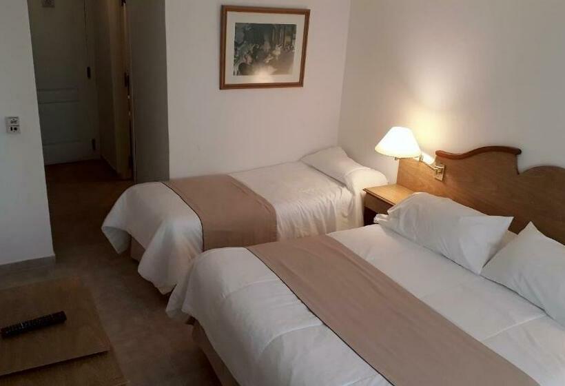 스탠다드 트리플 룸, Soleado