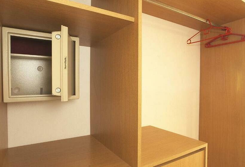 4인용 스탠다드 룸, Soleado