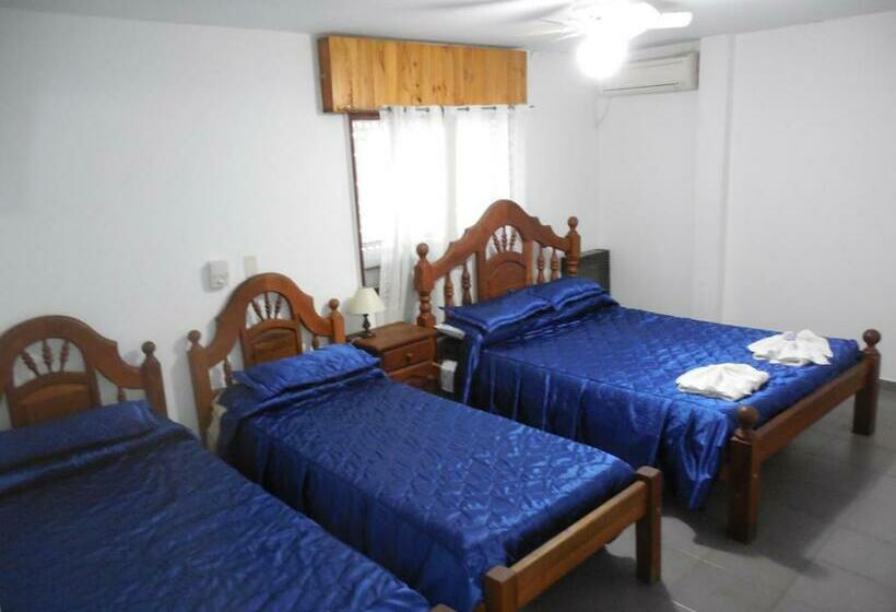 اتاق استاندارد چهار تخته, Victor