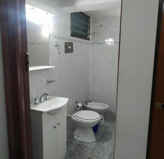 آپارتمان 2 خوابه, Victor