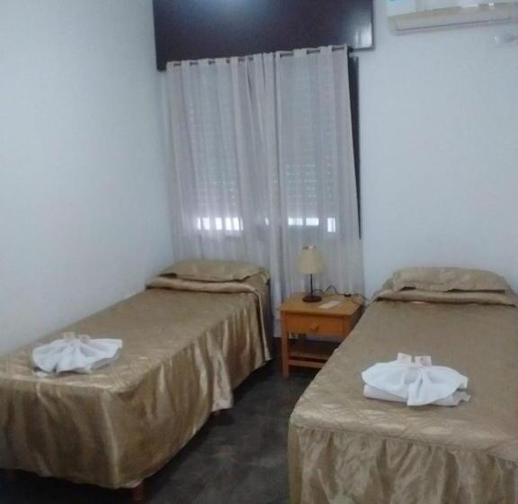 اتاق استاندارد, Victor