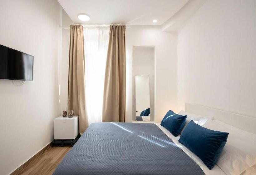 اتاق استاندارد, Tredidenari B&b
