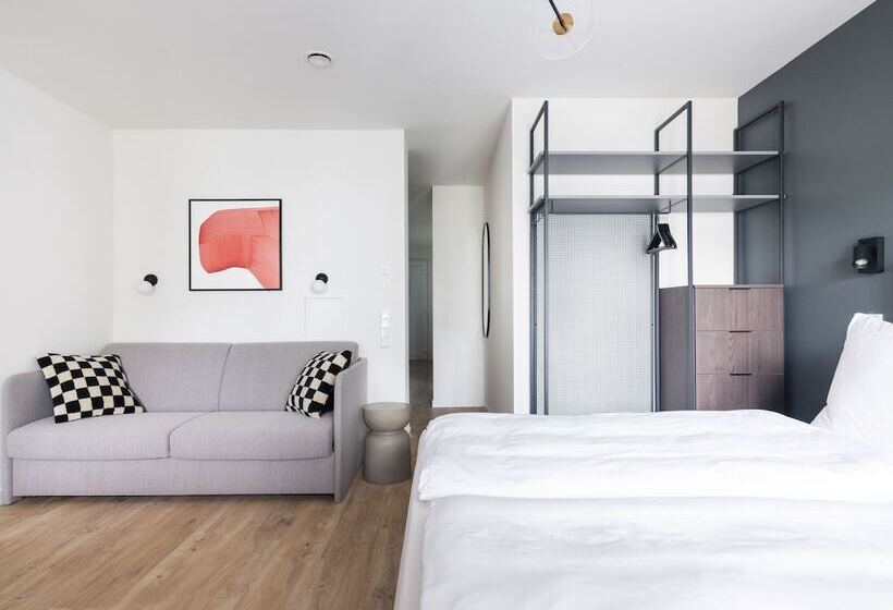 スタンダードスタジオ, Numa I Leo Apartments