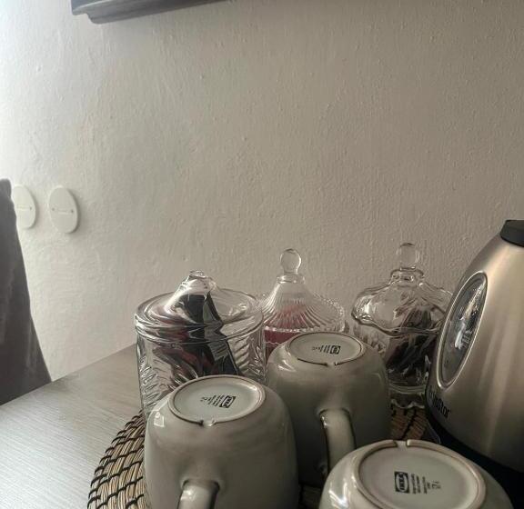 اتاق استاندارد, Enzo’s House