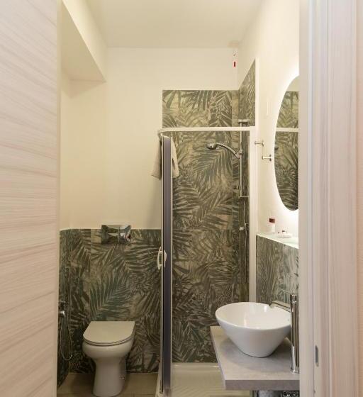 اتاق سوپریور چهار تخته, The Sun Hotel Boutique Napoli