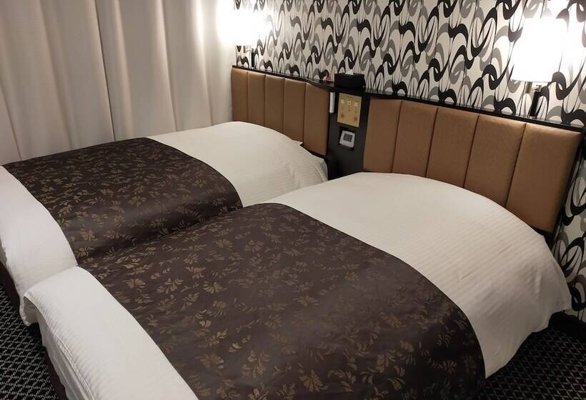 Номер Стандарт Трехместный, APA Hotel Toyohashi Ekimae