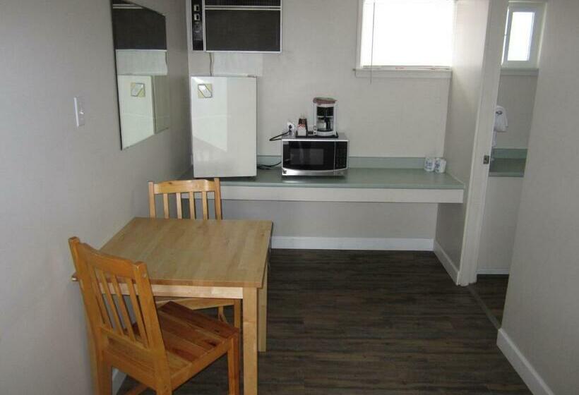 스탠다드 룸, Fireweed Motel