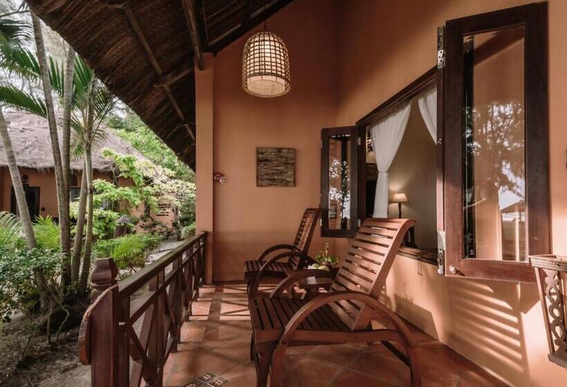 بانگلوی استاندارد, Ho Tram Beach Boutique Resort & Spa