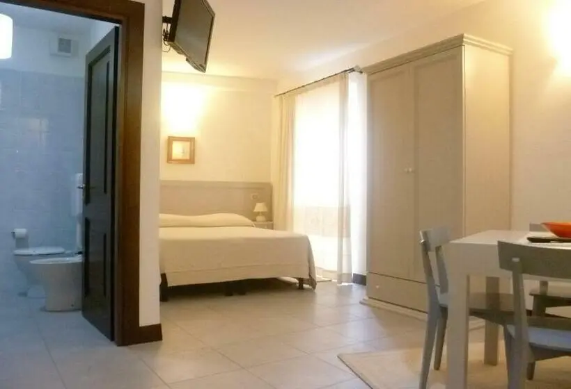 Juniorsviitti, Albergo Residenziale La Corte