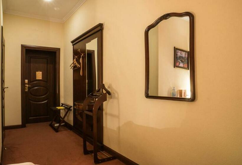 اتاق استاندارد یک نفره, Ar Nuvo