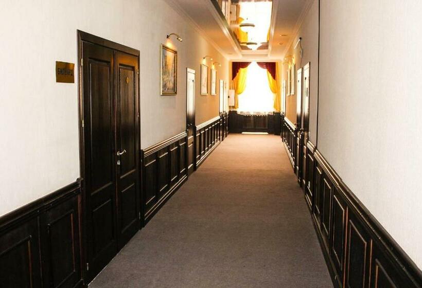 سوییت جونیور, Belon Life