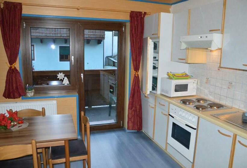 דירה בת חדר שינה 1 עם מרפסת, Casa Montana