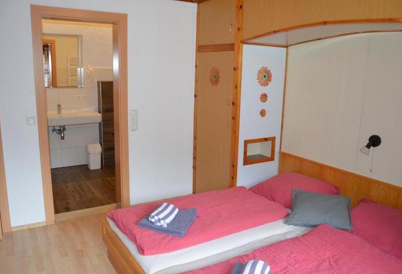 דירת שני חדרים עם מרפת, Casa Montana