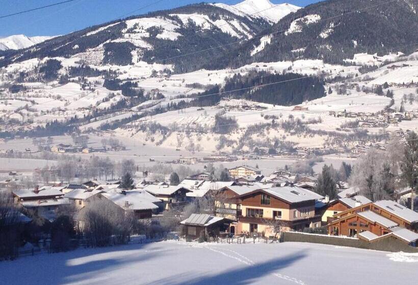 חדר סטנדרט לארבעה, Casa Montana