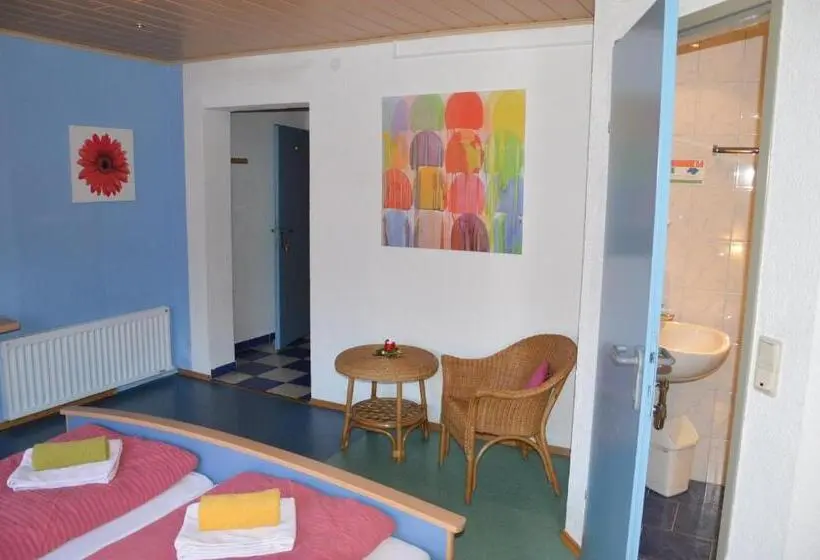 اتاق استاندارد چهار تخته, Casa Montana
