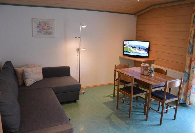 דירה בת חדר שינה 1 עם מרפסת, Casa Montana