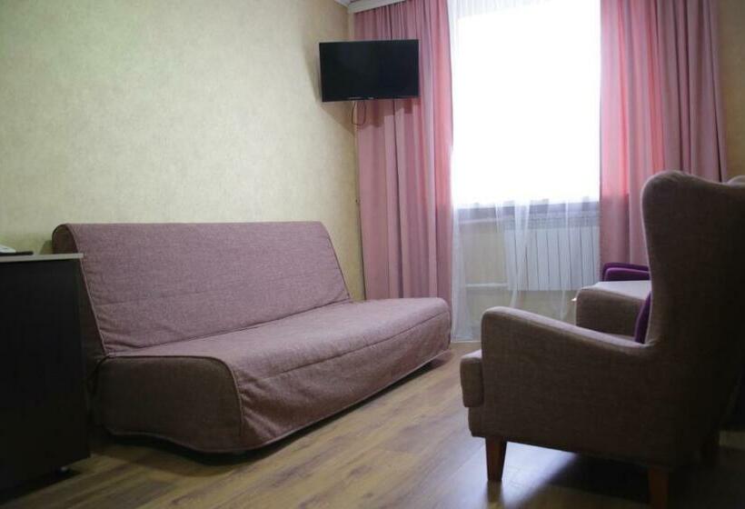 سوئیت با تخت بزرگ, City