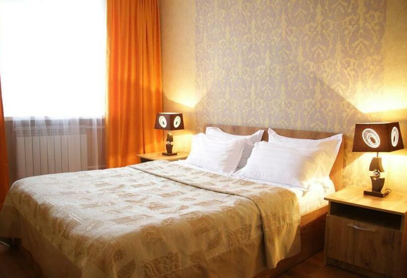 سوئیت با تخت بزرگ, City