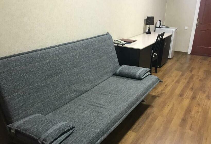 سوئیت با تخت بزرگ, City