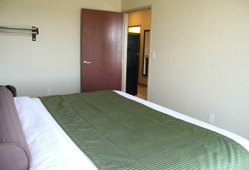 带2个卧室的套房, Cobblestone Hotel & Suites – Devils Lake