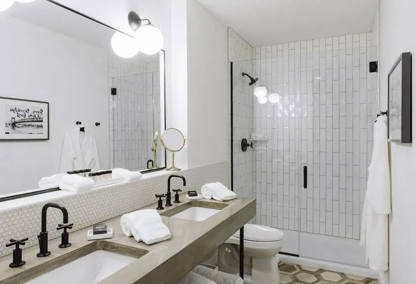 Deluxe Kamer, Covington Cincinnati Riverfront