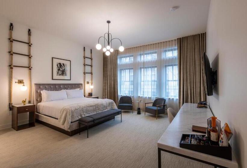 带大床的高级房间, Covington Cincinnati Riverfront