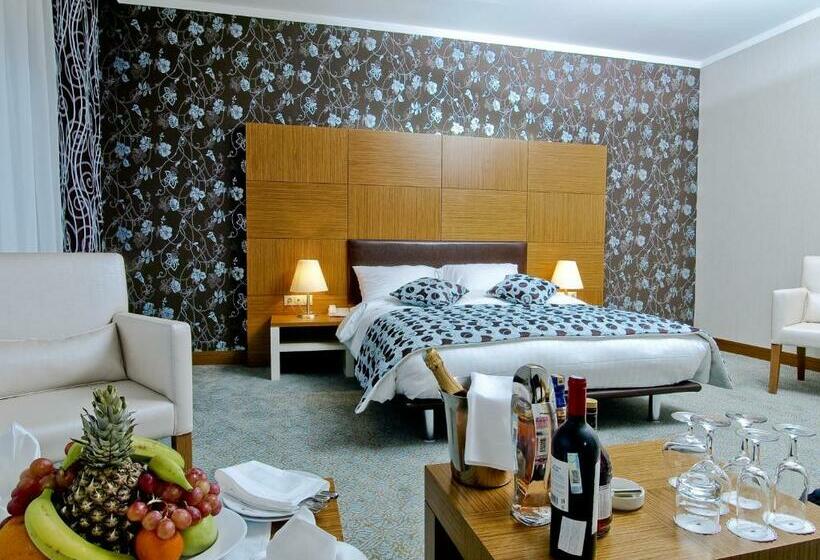 اتاق استاندارد, Grand Nur Plaza