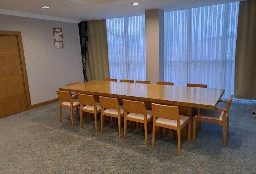 اتاق استاندارد, Grand Nur Plaza