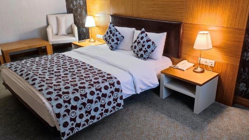 اتاق استاندارد, Grand Nur Plaza