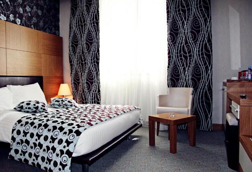 اتاق استاندارد, Grand Nur Plaza