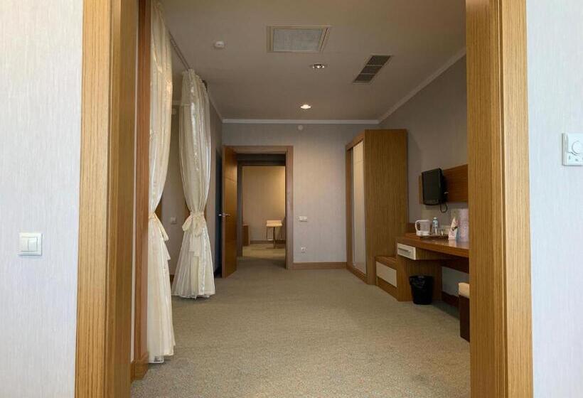 آپارتمان 1 خوابه, Grand Nur Plaza