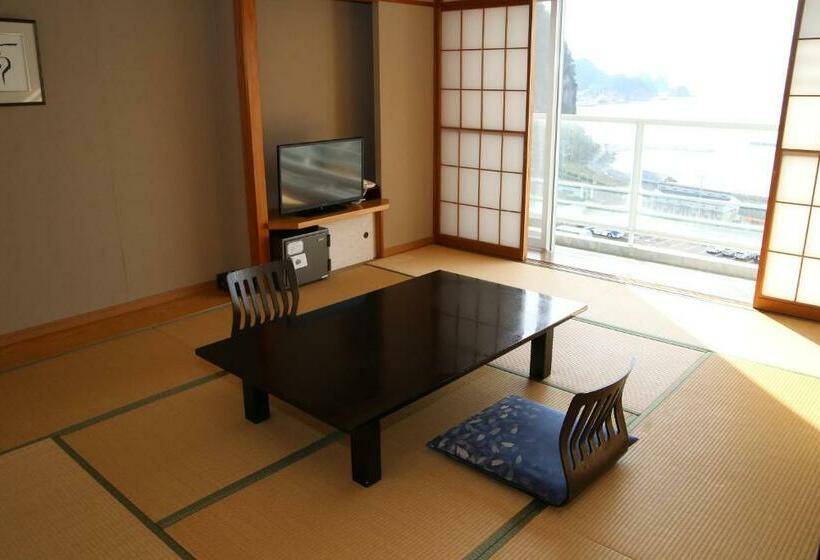 家庭间, Nishiizu Crystal View