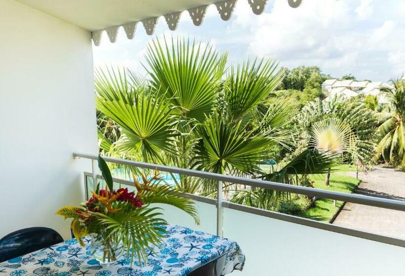 インサイドのスタンダードスタジオ, Residence Les Cayalines