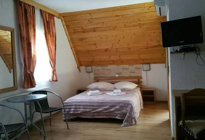 デラックスルーム, Rustic Inn River 2