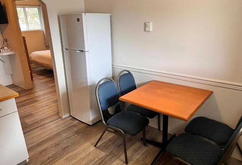 침실 2개 아파트, Skimmerhorn Inn