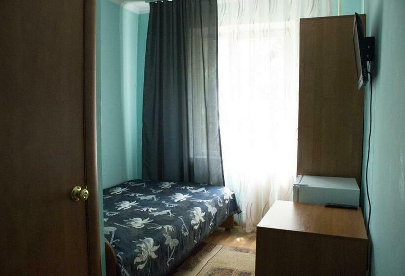 اتاق استاندارد, Tahar