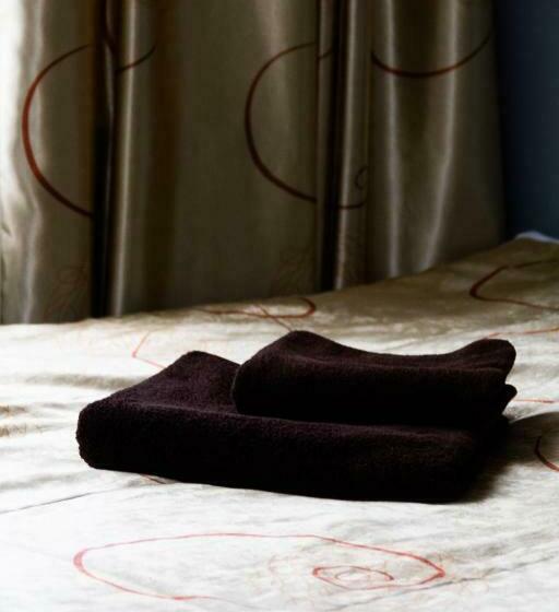 اتاق استاندارد, Tahar