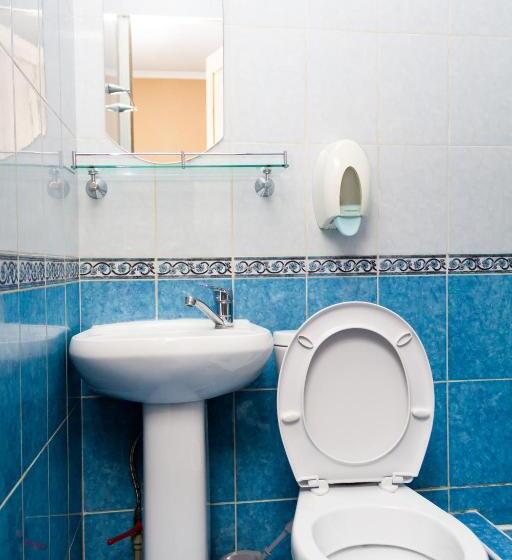 اتاق استاندارد, Tahar