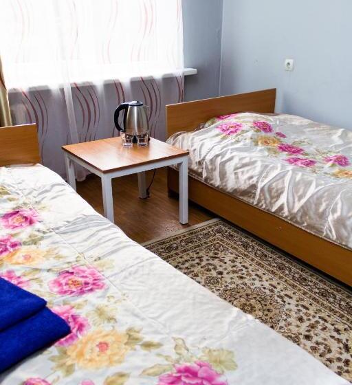 اتاق استاندارد, Tahar