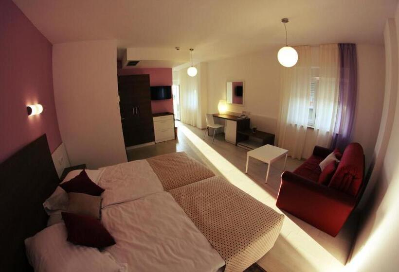 발코니 수피리어 룸, Villa Badi