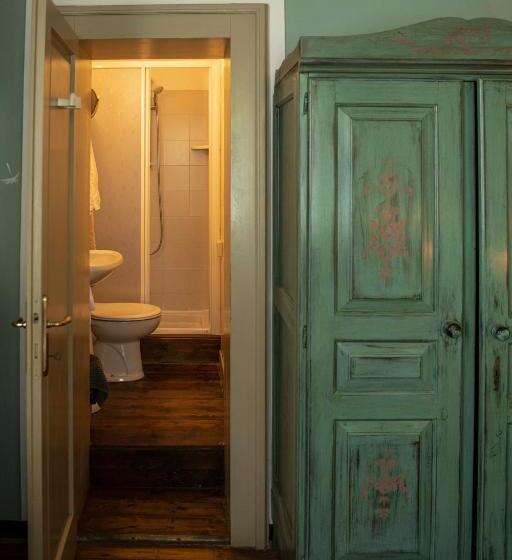 이코노미 룸, Villa Schindler