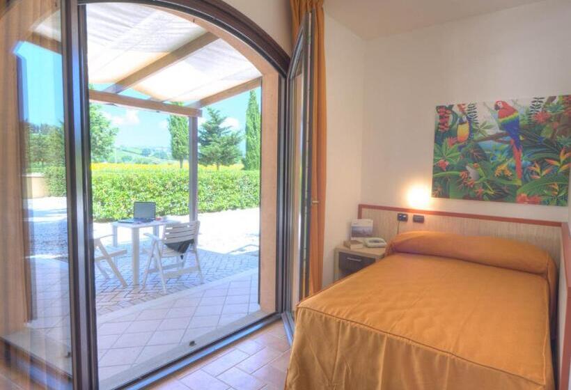 Habitación Cuádruple Estándar, Le Fiabe Hotel Resort