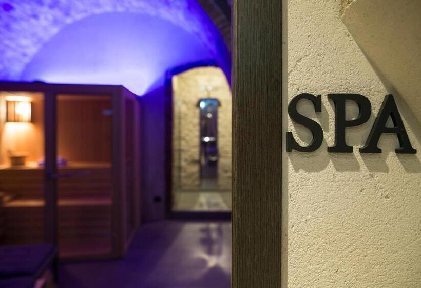 اتاق سوپریور, Locanda Al Vescovo