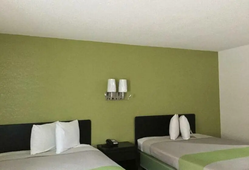 Standard Neljän Hengen Huone, Motel 6 Augusta, Ks