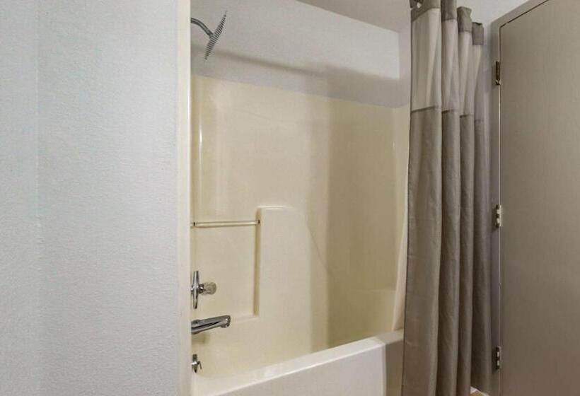 4인용 스탠다드 룸, Motel 6 Augusta, Ks