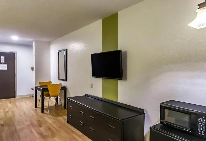 Deluxe-huone King-vuode, Motel 6 Augusta, Ks