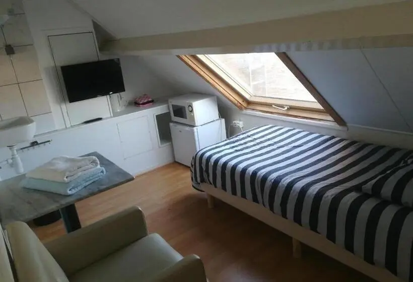 Standard Yhden Hengen Huone, Bed & Breakfast Vlissingen