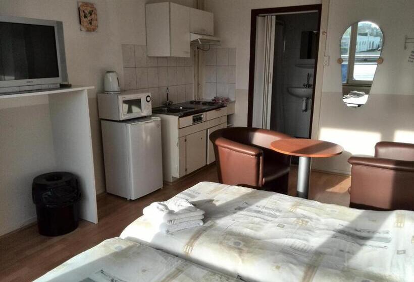 اتاق استاندارد سه نفره, Bed & Breakfast Vlissingen